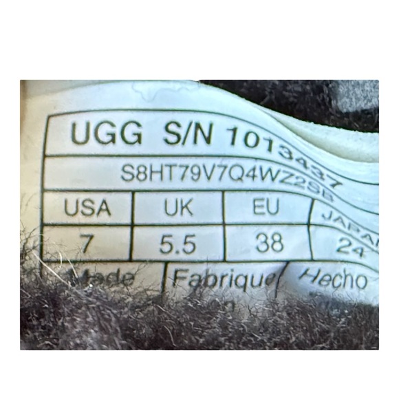 UGG Black Twinface Sheepskin/Suede Ankle Boot CORY Women Size 7 - Picture 10 of 10